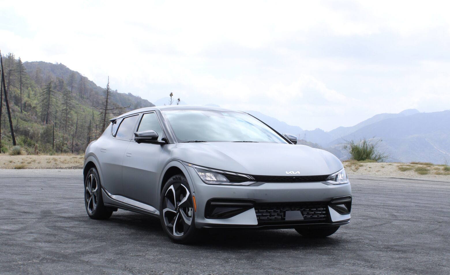 The 2022 Kia EV6 looks like a spaceship and drives like a dream.