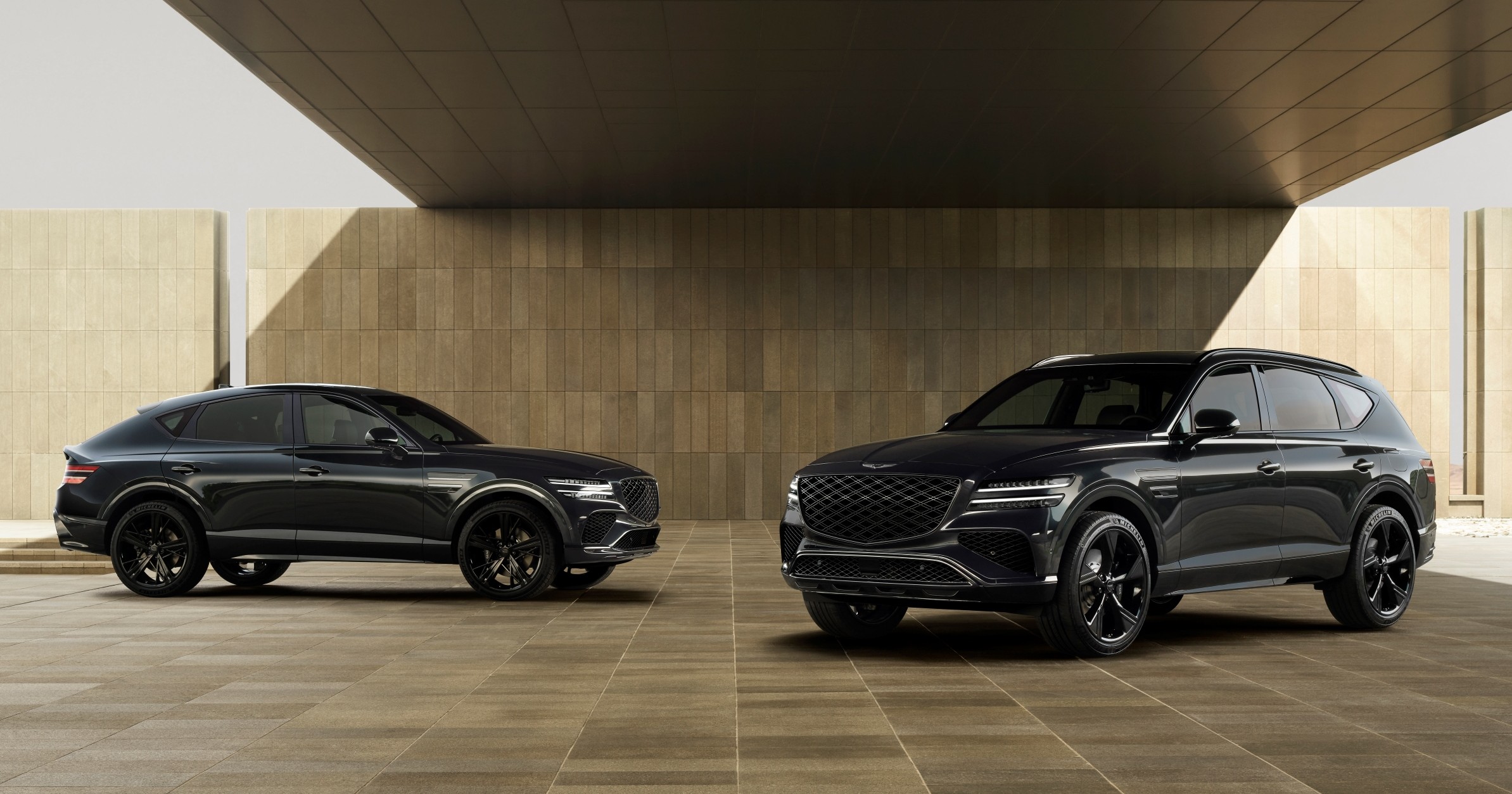 Genesis Prestige Black
