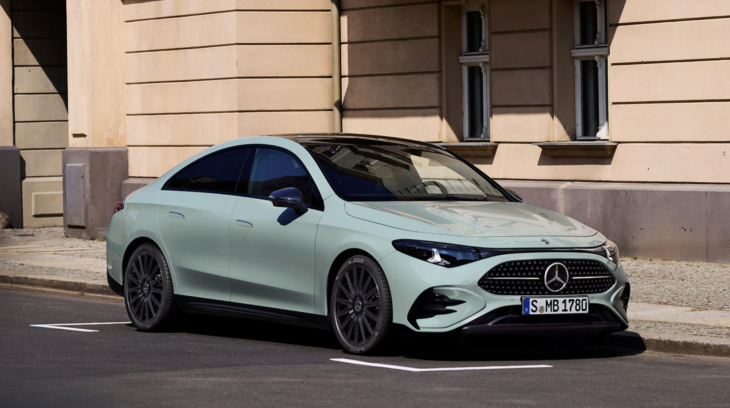 2026 Mercedes-Benz CLA 220