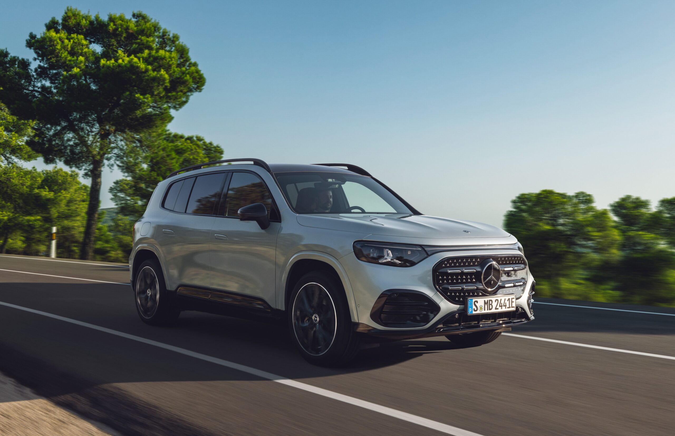 2027 Mercedes-Benz GLB