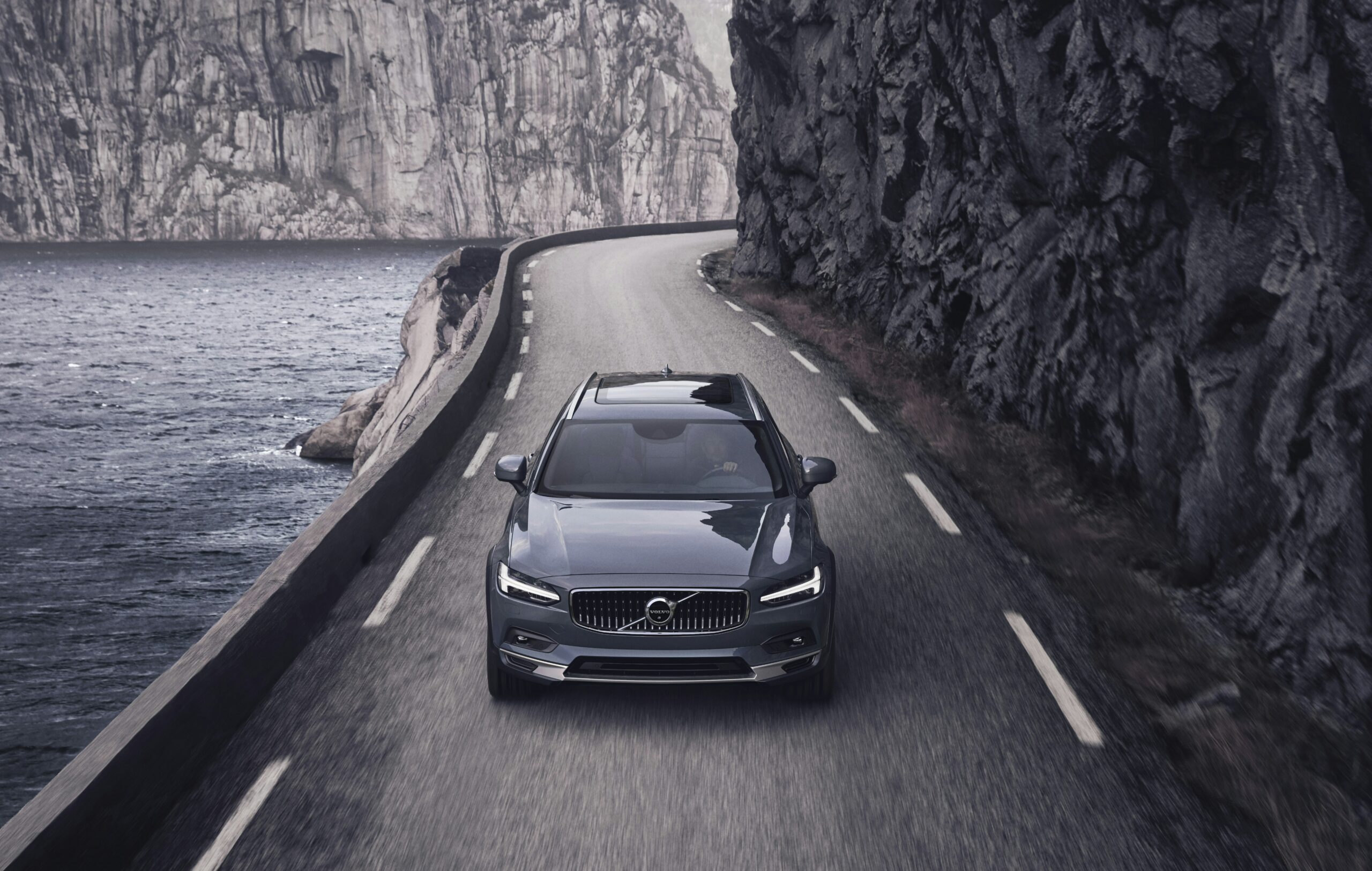 Volvo V90 Cross Country